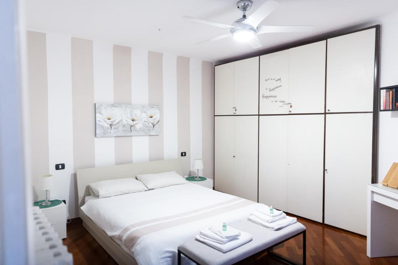 Sweet House Corso Genova Appartement Milaan Buitenkant foto